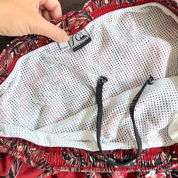 Vintage Style Quiksilver Red Palm Print Cotton Swim Trunks XL - Picture 5 of 9